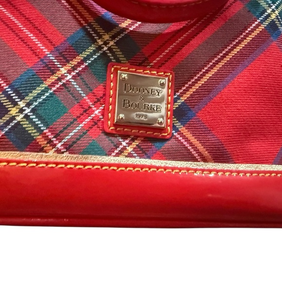 Dooney & Bourke Red Tartan Zip Zip Satchel NWT Plaid Bag - Picture 5 of 10
